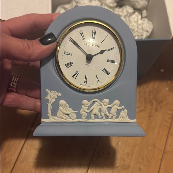 Wedgwood Blue and White Mantel Clock - Picture 2 of 5